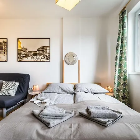 Bpr Hello Hollo Apartment